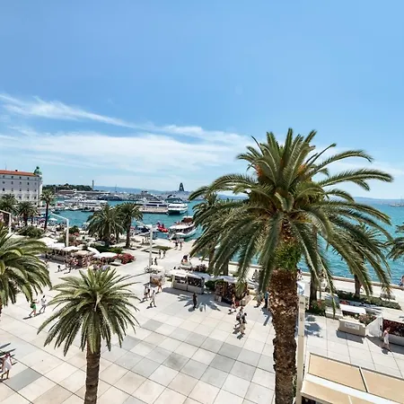 Palms Promenade Luxury Gostinjska kuća Split