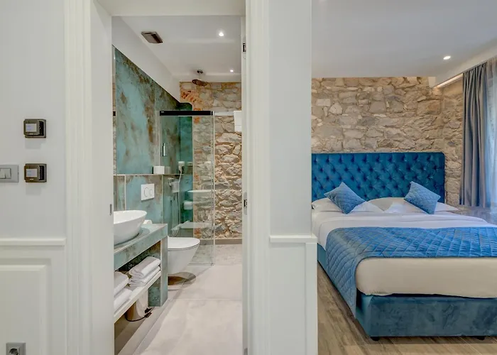 Palms Promenade Luxury Gasthuis 4*