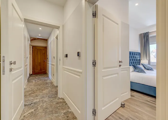 Gasthuis Palms Promenade Luxury Split