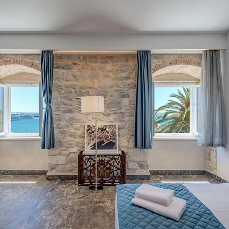Palms Promenade Luxury