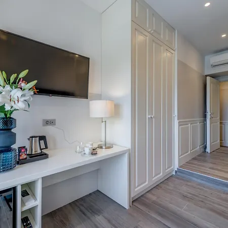בית הארחה Palms Promenade Luxury 4*