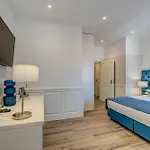 Πανσιόν Palms Promenade Luxury Σπλιτ