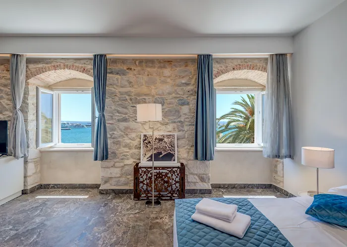 Palms Promenade Luxury