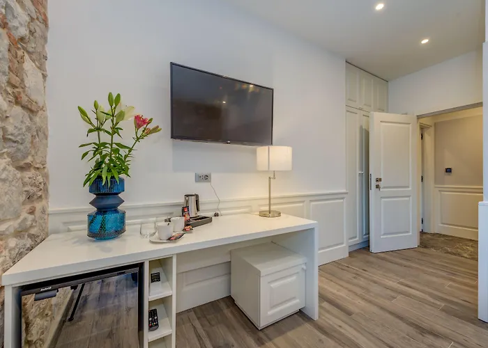 Palms Promenade Luxury Gasthof Split