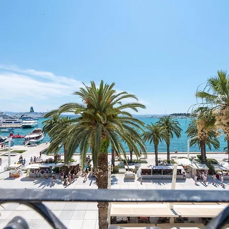 Gostinjska kuća Palms Promenade Luxury Split