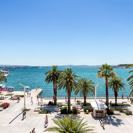 Palms Promenade Luxury 4* 스플리트